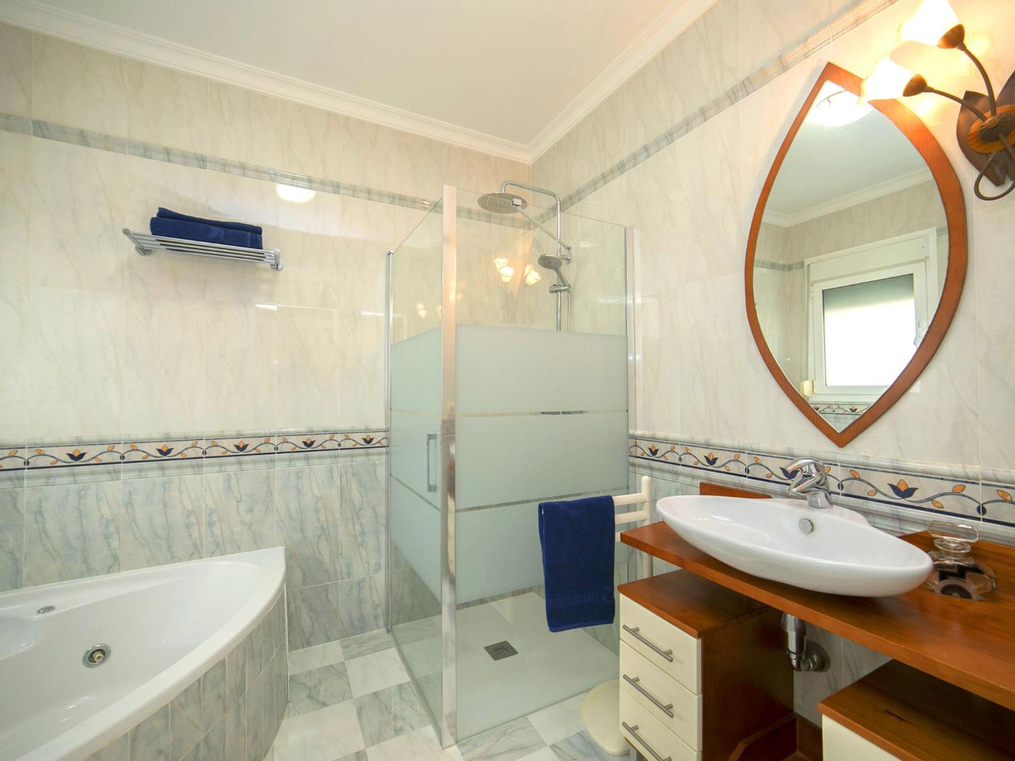 Villa Villa Albert By Interhome Calp Extérieur photo