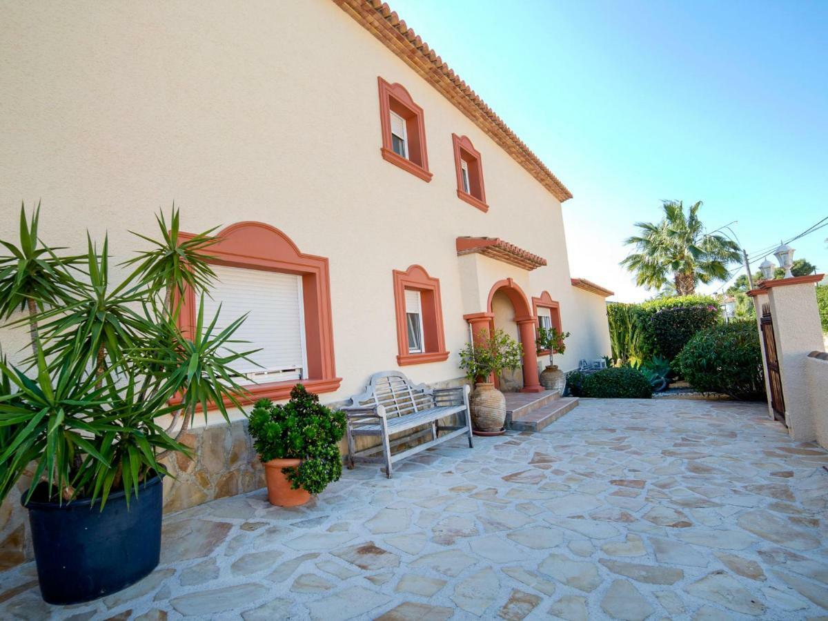 Villa Villa Albert By Interhome Calp Extérieur photo