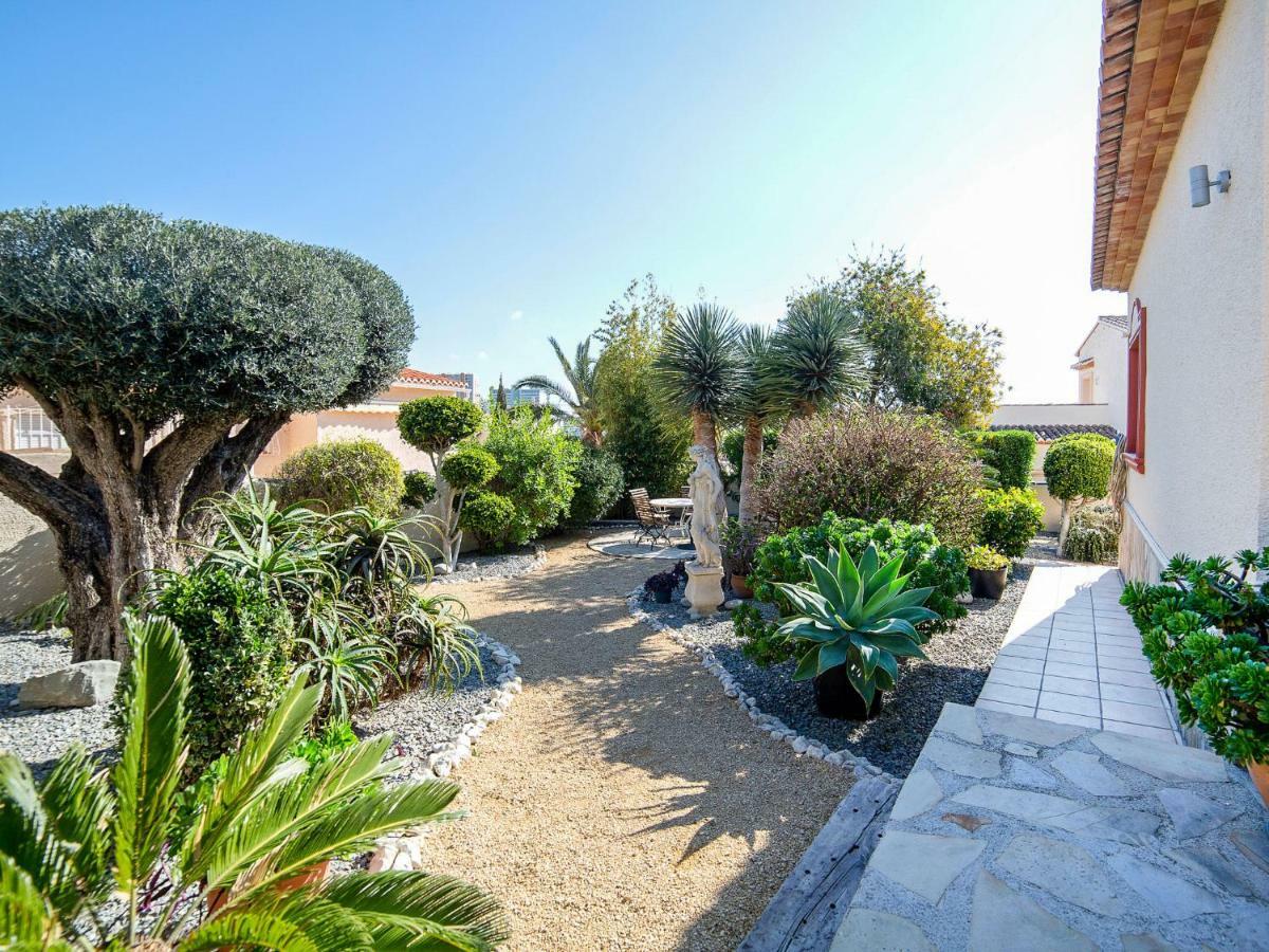 Villa Villa Albert By Interhome Calp Extérieur photo