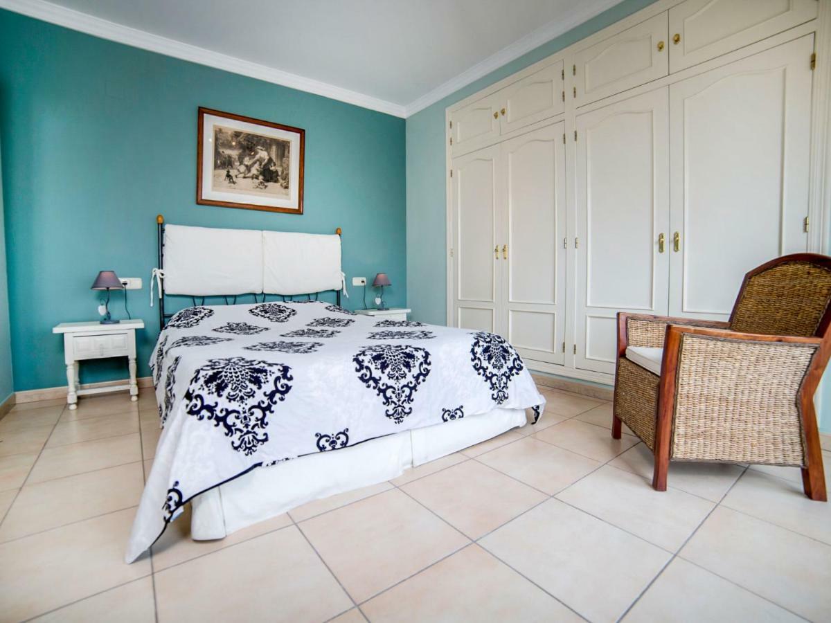 Villa Villa Albert By Interhome Calp Extérieur photo